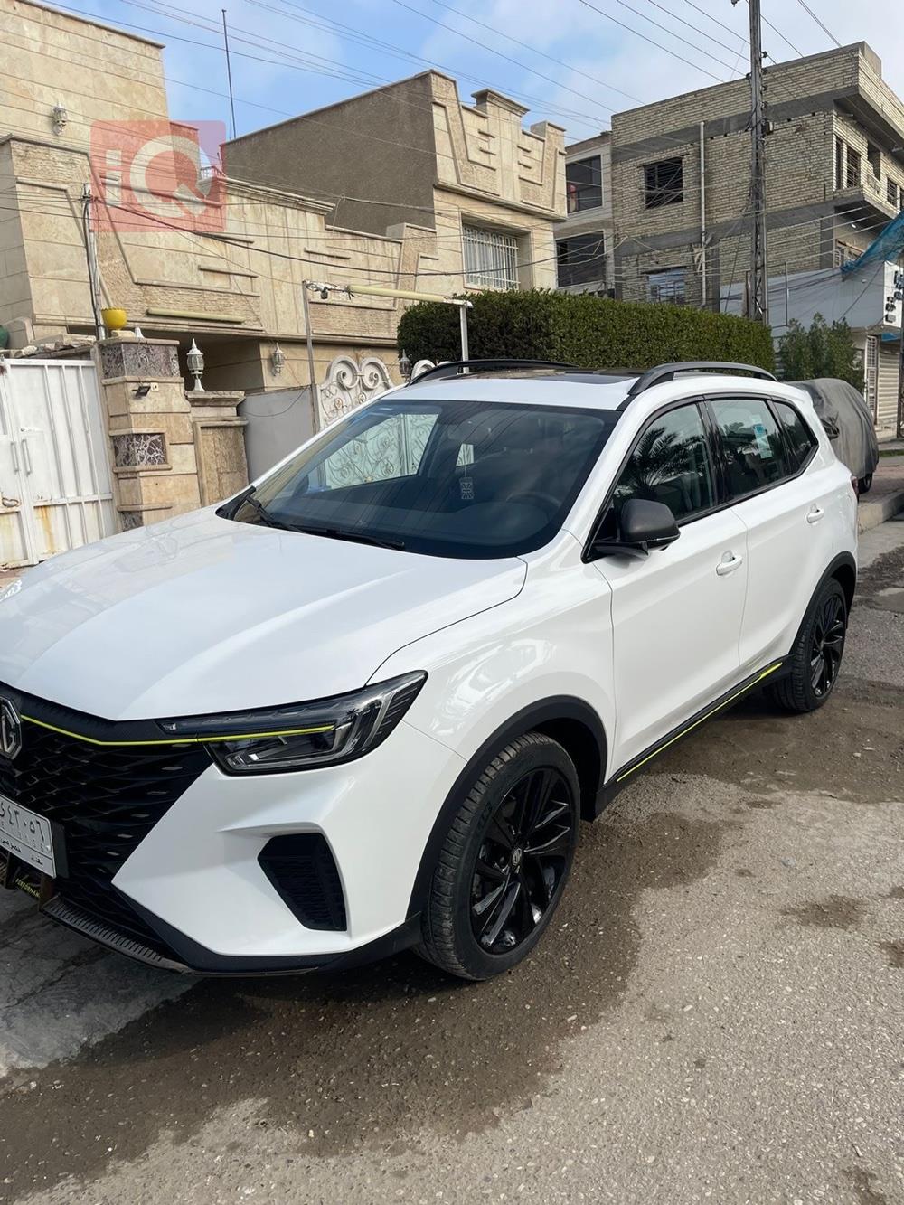 ئێم جی RX5